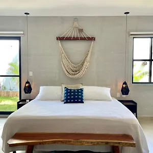 Aparthotel *casa Aluxes- Guesthouse* 